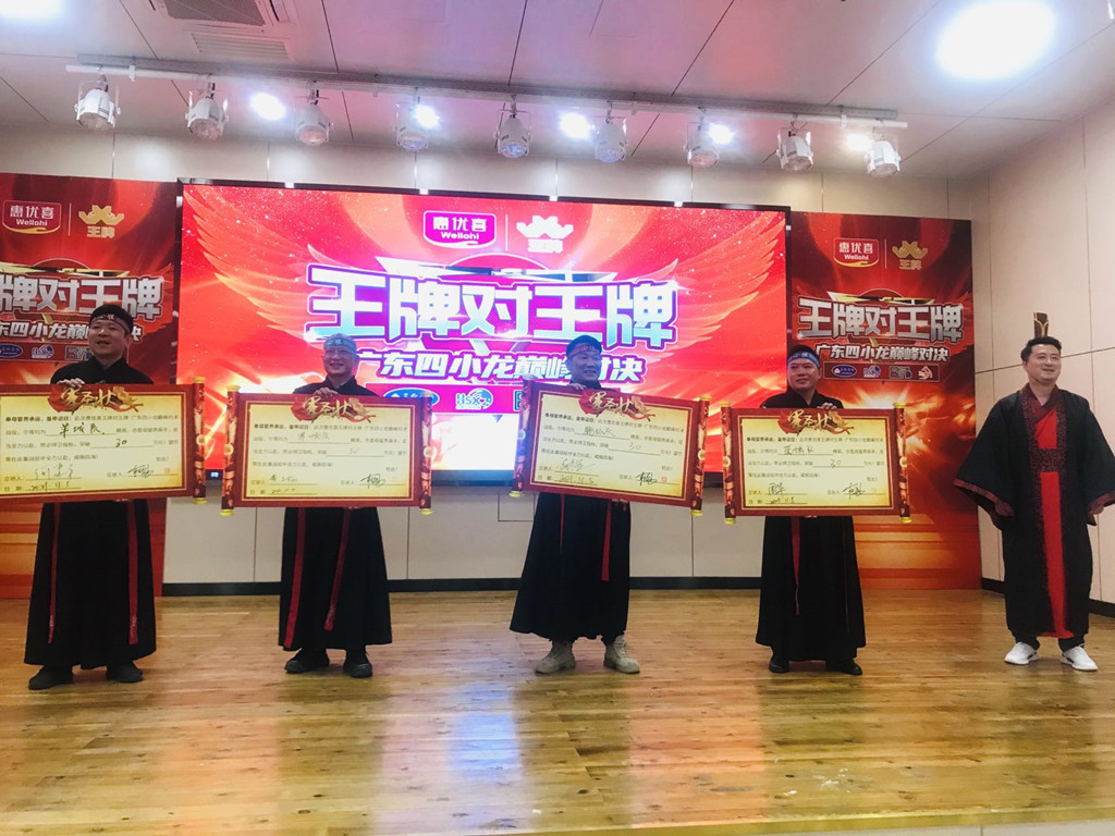 你好2.jpg 你好2.jpg